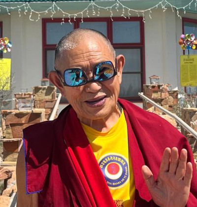 Garchen Rimpoche